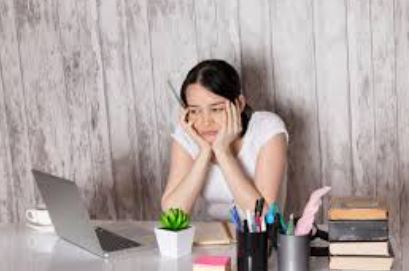 7 Cara Menghindari Prokrastinasi dan Menjadi Lebih Efisien