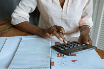 Tips Mengatur Keuangan Bisnis agar Tetap Stabil